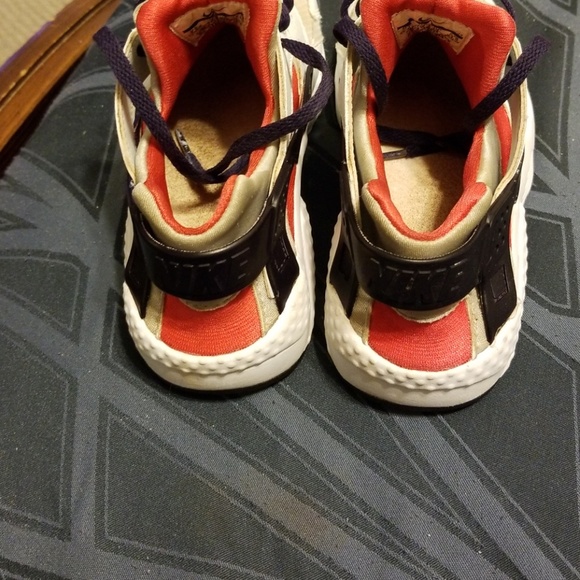 Nike huarache sz 2.5 girls - Picture 2 of 3
